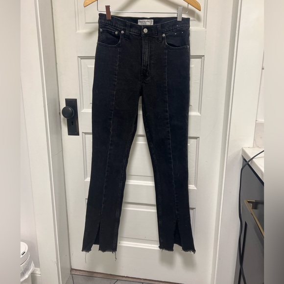 Abercrombie Skinny High Rise Split Hem Jeans - 26 Petite - Picture 4 of 7